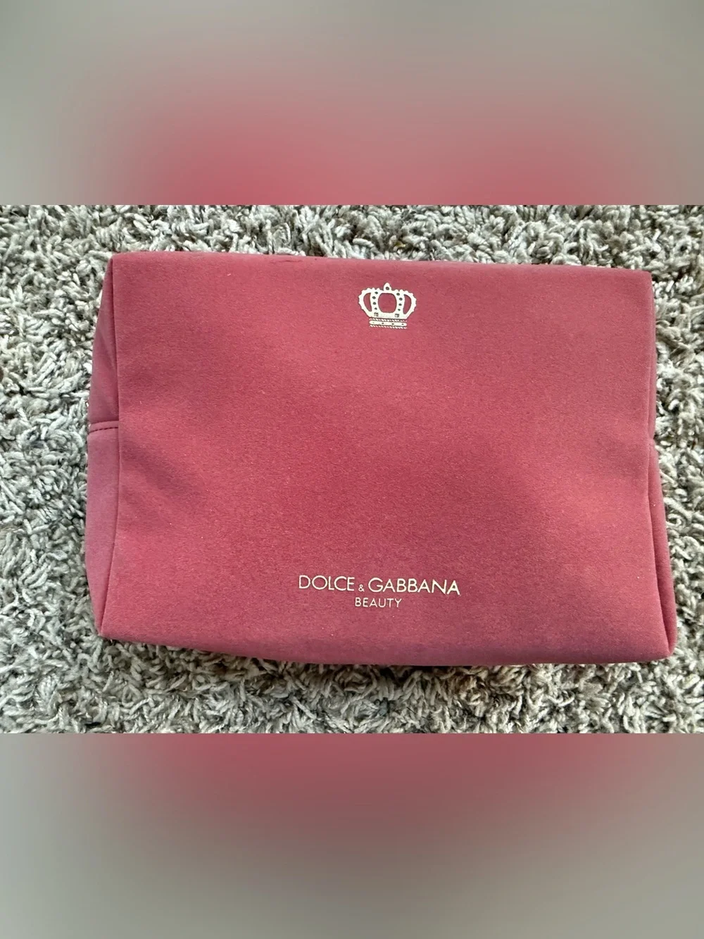 Dolce & Gabbana Velvet Beauty Pouch in Rose pink